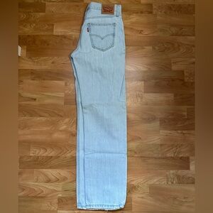 Levis low pro straight